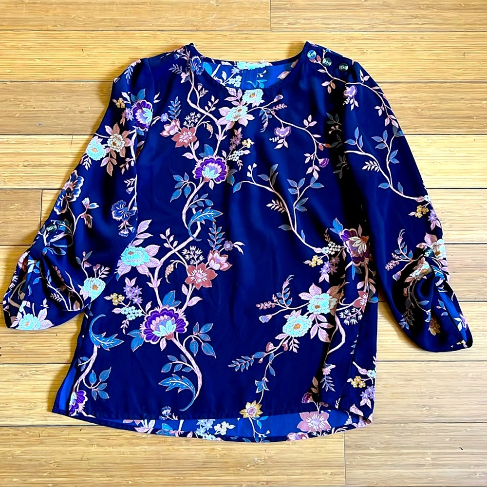 Floral 3/4 sleeve blouse